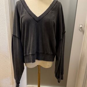 Black Crop V-Neck Sweatshirt